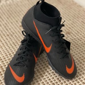 NIKE DYNAMIC FIT shoes